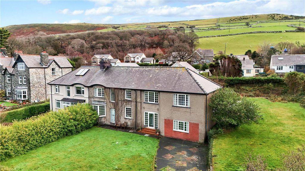 6 bed detached house for saleLlwyngwril, Gwynedd LL37