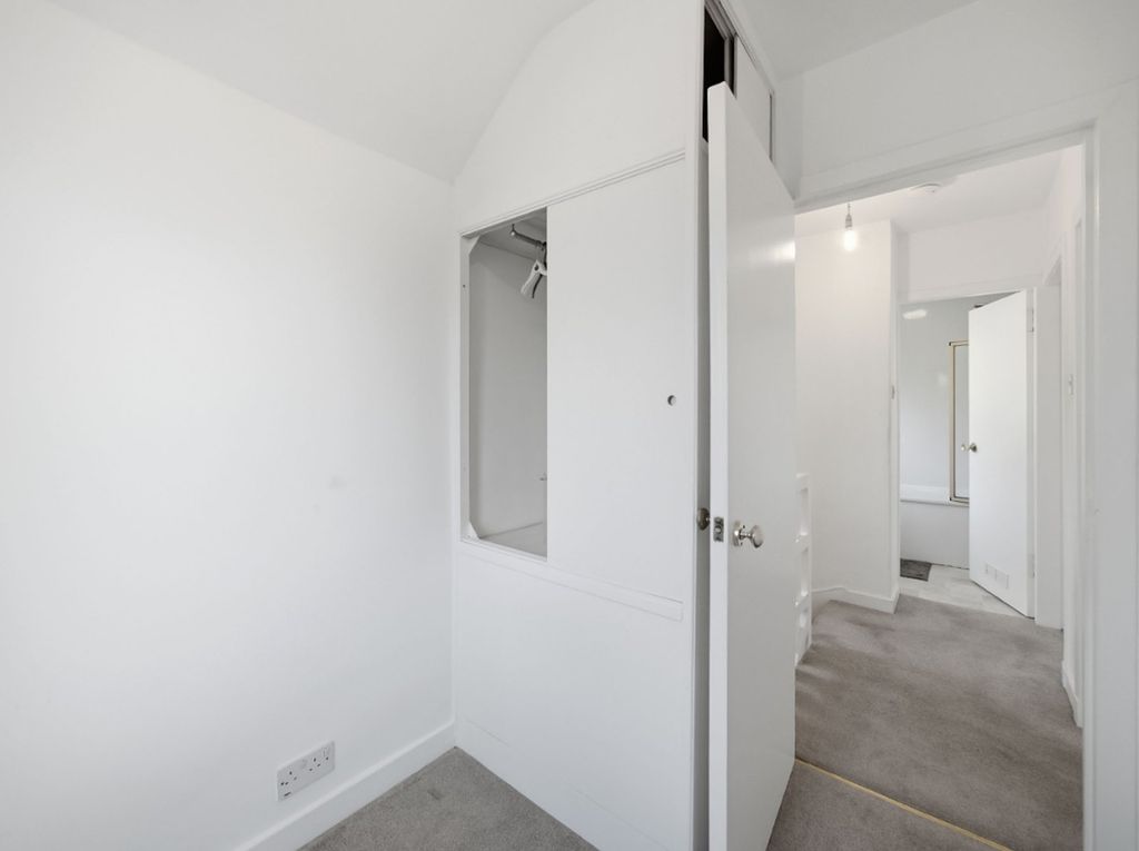 Additional image 12 of 3 bed semi-detached house for sale16 Juniper Avenue, Juniper Green, Edinburgh EH14