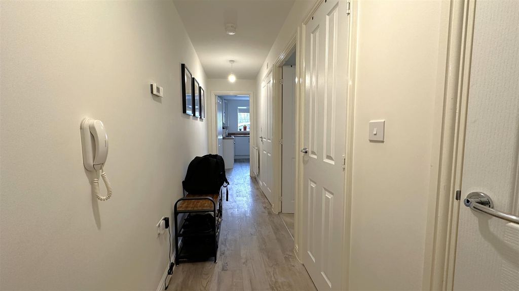 Additional image 10 of 1 bed flat for saleNine Elms Road, Strichley, Birmingham B30