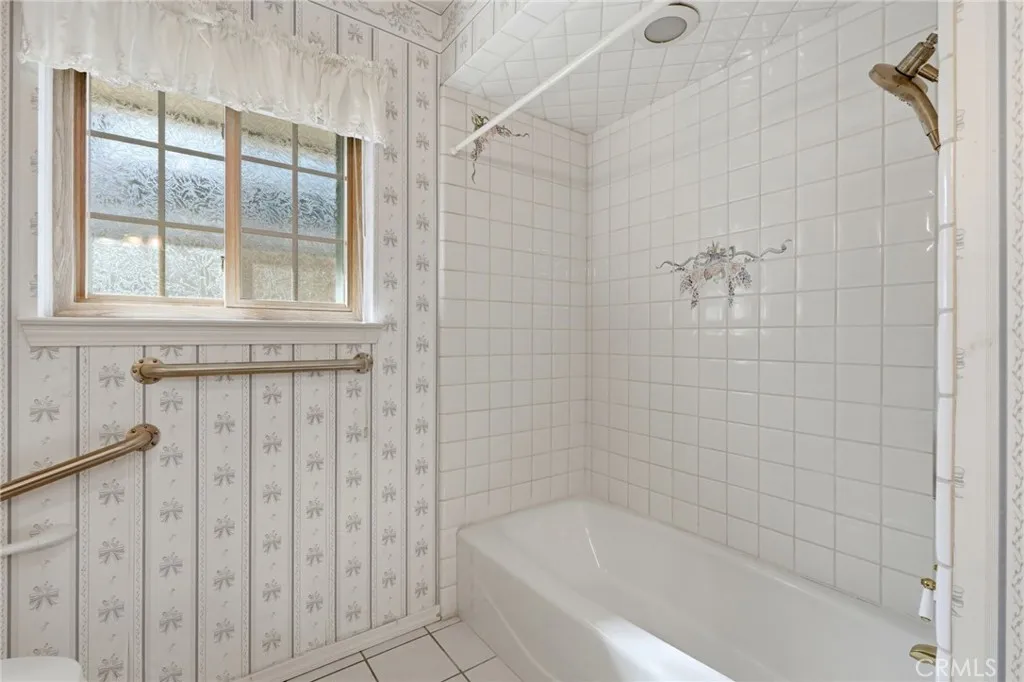 Additional image 128 of 412 N Kanai, Porterville, CA 93257