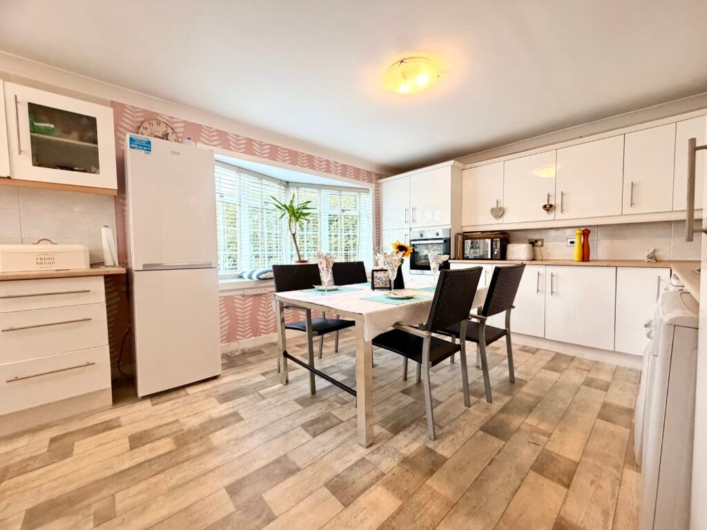 Additional image 10 of 2 bed detached bungalow for saleLanark Avenue, Cairnhill, Airdrie ML6