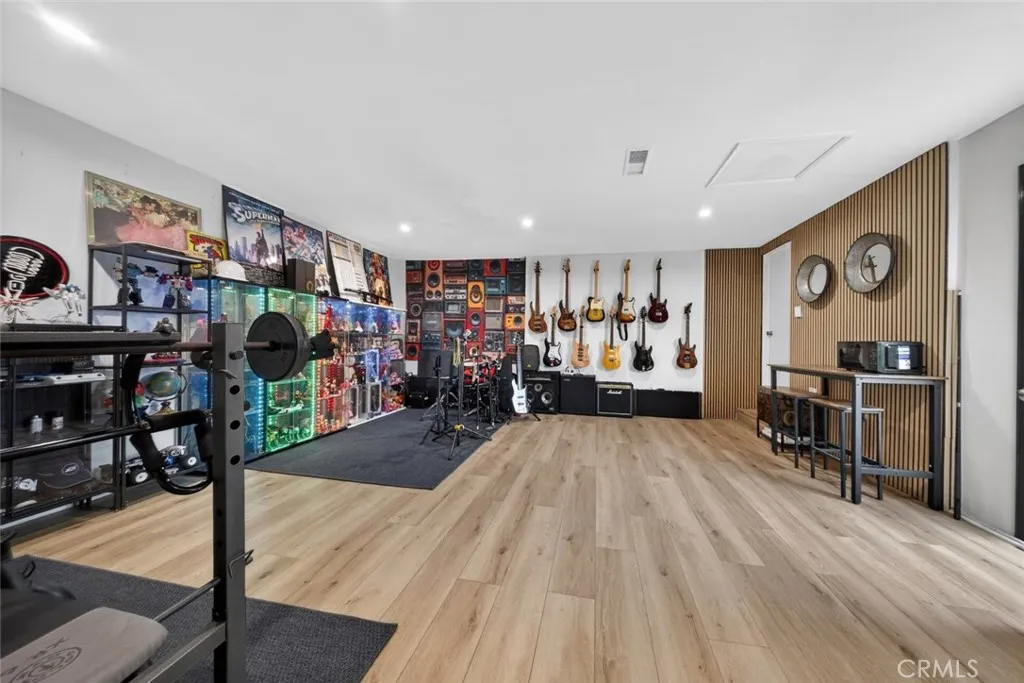 Additional image 100 of 17831 Fullerfarm Street, Northridge, CA 91325