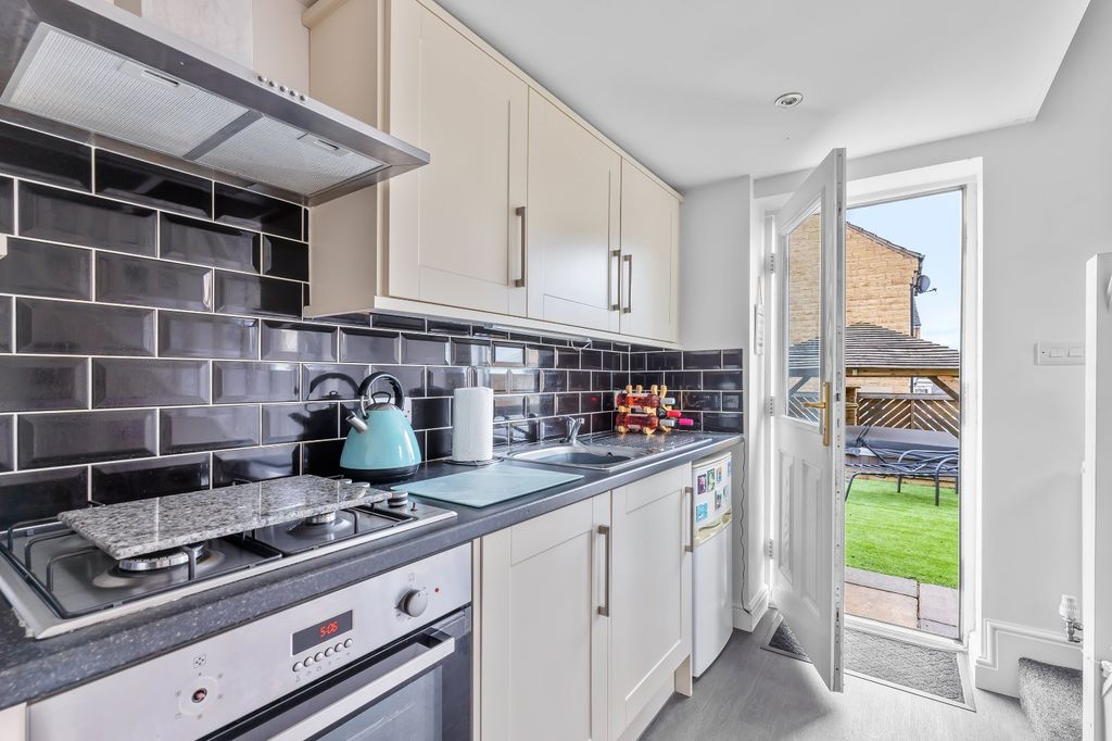 Additional image 41 of 6 bed detached house for saleAgincourt Drive, Bingley, West Yorkshire BD16