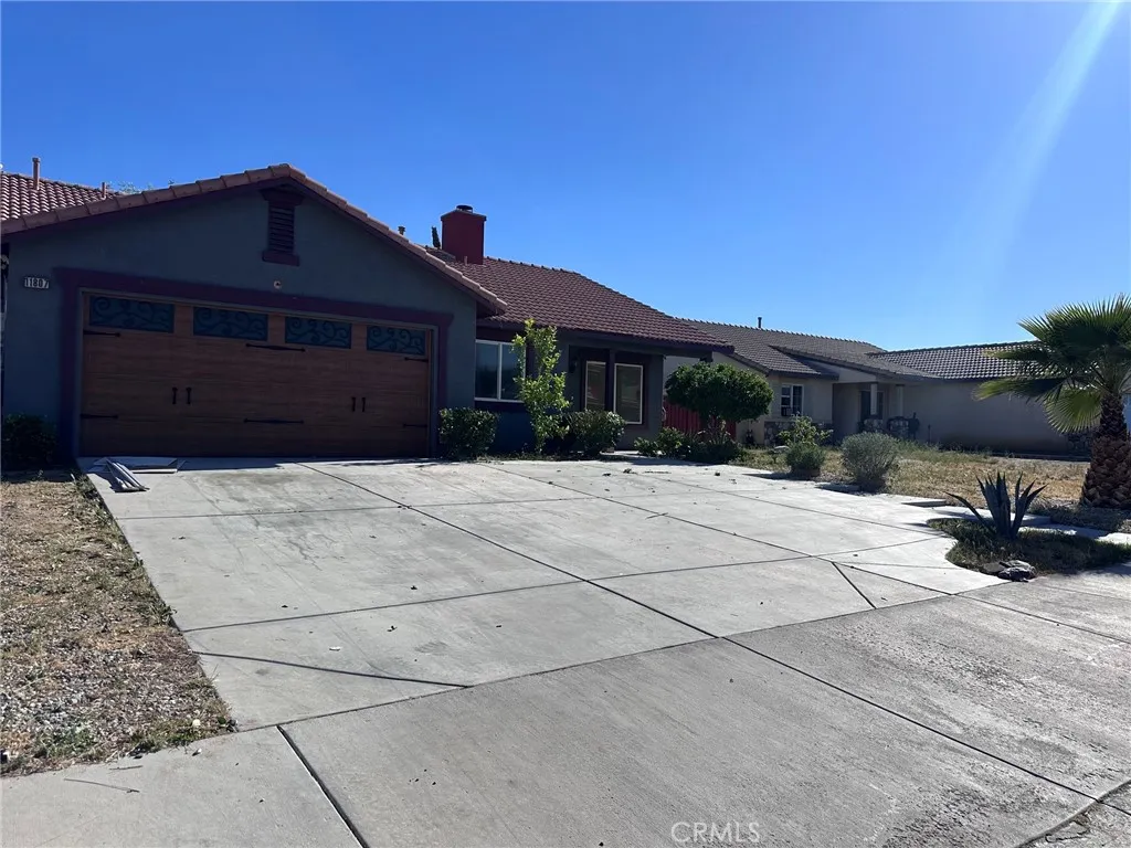 11807 Lupin Rd, Adelanto, CA 92301 photo 2