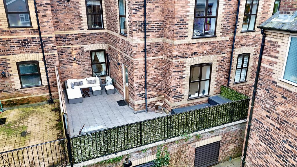 Additional image 20 of 3 bed flat for saleBooth Road, Altrincham WA14