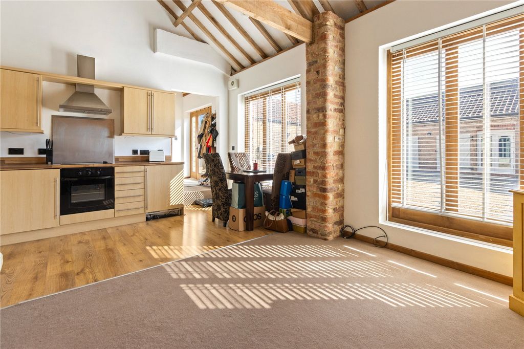Additional image 29 of 5 bed bungalow for saleLincoln Road, Welton Le Wold, Louth, Lincolnshire LN11
