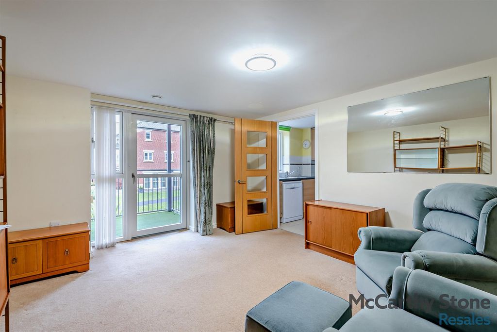 Additional image 2 of 2 bed flat for saleLady Susan Court, New Road, Basingstoke RG21