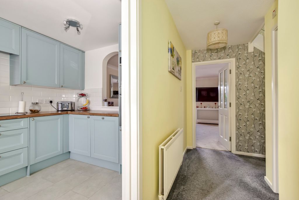 Additional image 9 of 4 bed semi-detached house for saleMargaret Close, Abbots Langley WD5