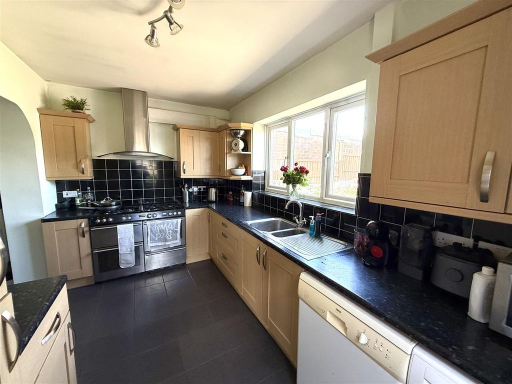 Additional image 4 of 4 bed detached house for saleDovedale Crescent, Belper DE56