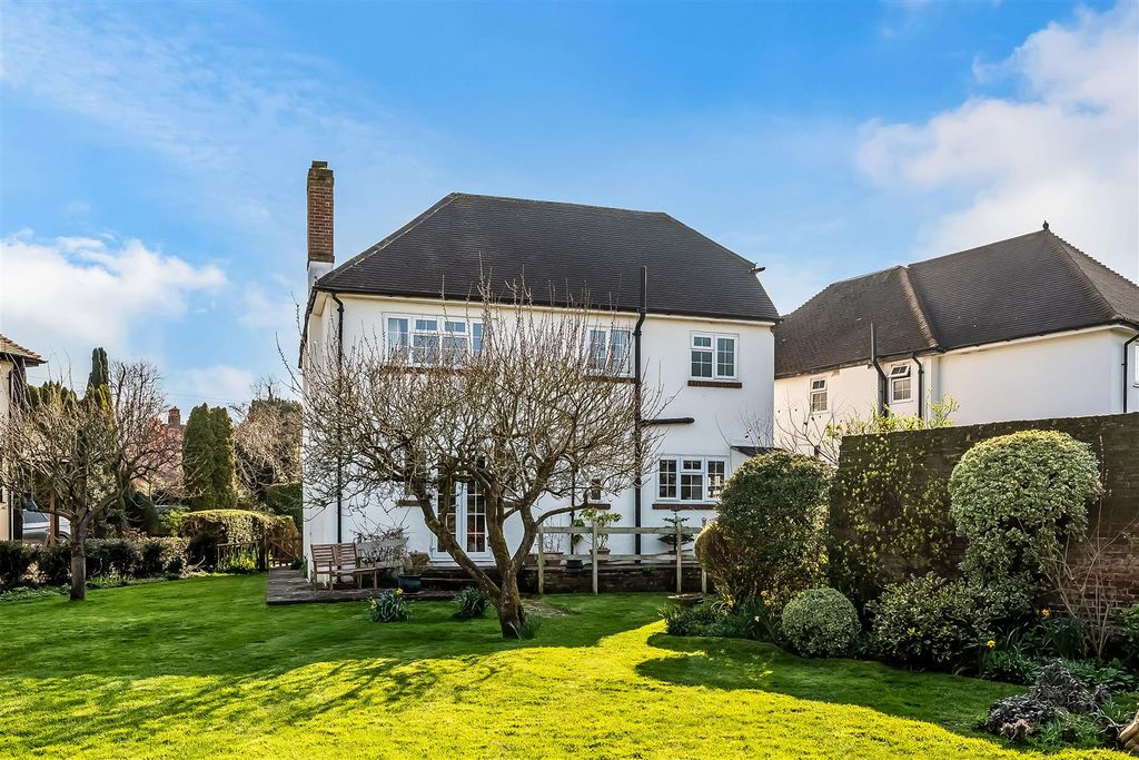 Additional image 29 of 4 bed detached house for saleRectory Close, Ashtead KT21