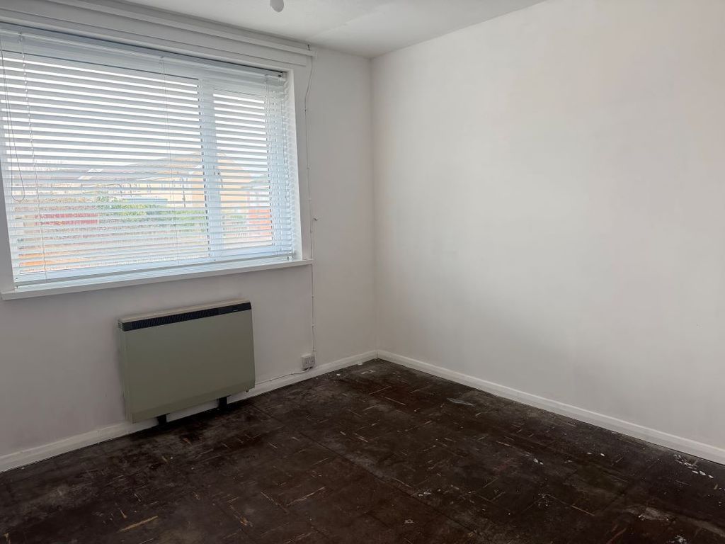 Additional image 13 of 2 bed flat for sale8 Furze Crescent, Morriston, Swansea, West Glamorgan SA6
