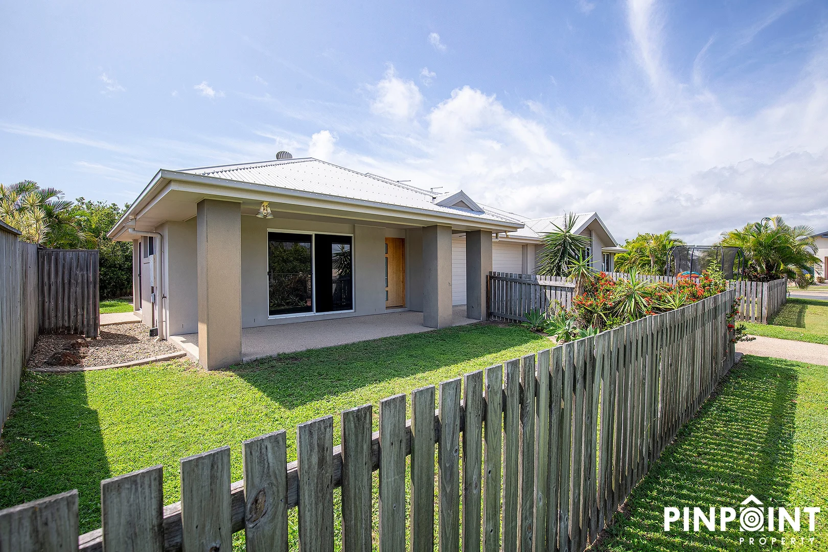 Additional image 12 of 2/28 Coogee Terrace, Blacks Beach QLD 4740
