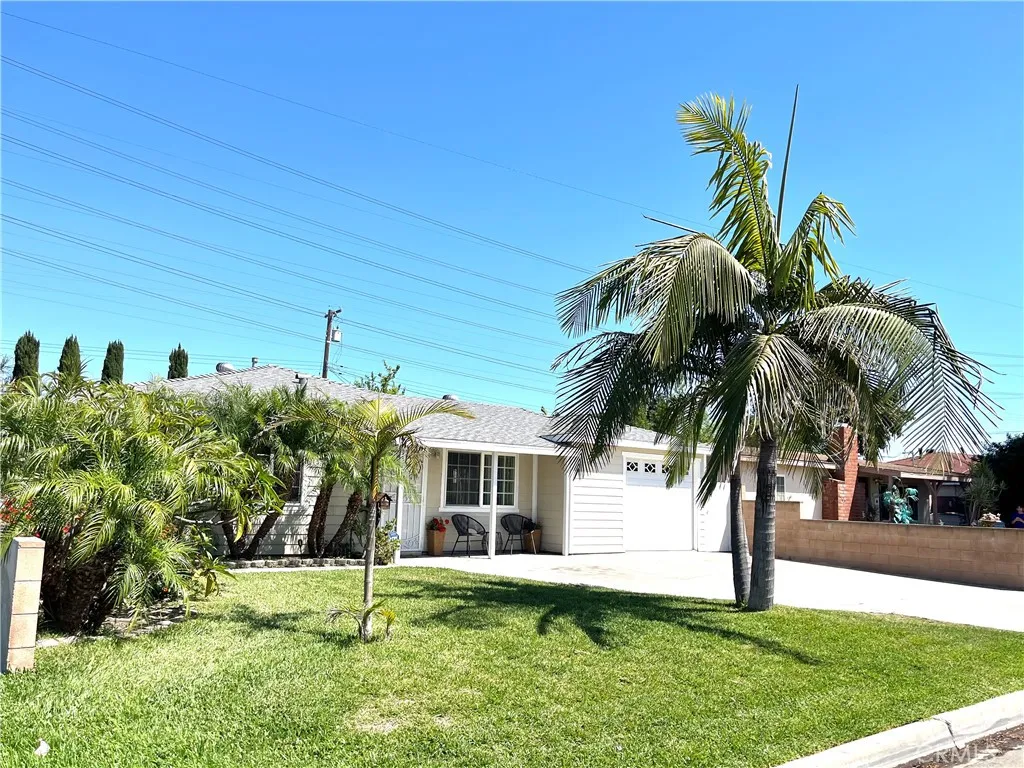 Additional image 3 of 13708 Carfax Ave, Bellflower, CA 90706