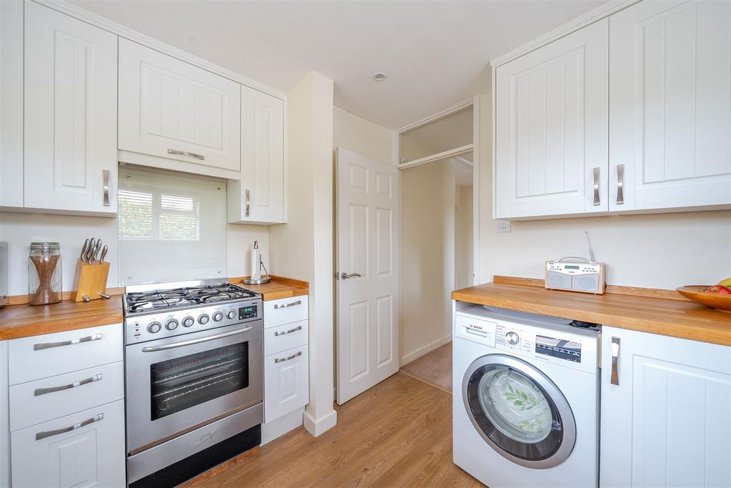 Additional image 11 of 2 bed maisonette for saleMoat Court, Ashtead KT21