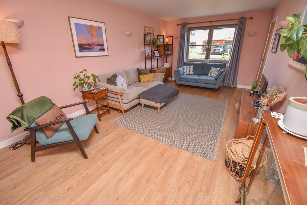 Additional image 2 of 4 bed detached house for sale25 The Glebe, Kiltarlity, Beauly IV4