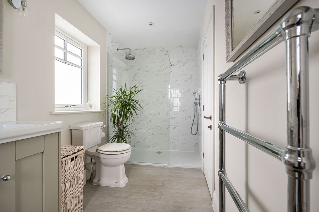Additional image 16 of 5 bed detached house for saleHarriotts Lane, Ashtead KT21