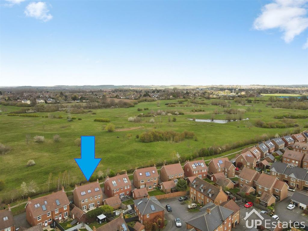 Additional image 2 of 6 bed detached house for saleGleneagles Close, Great Denham, Bedford MK40