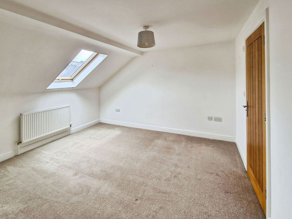 Additional image 12 of 3 bed flat for saleFlemingate Court, Beverley HU17