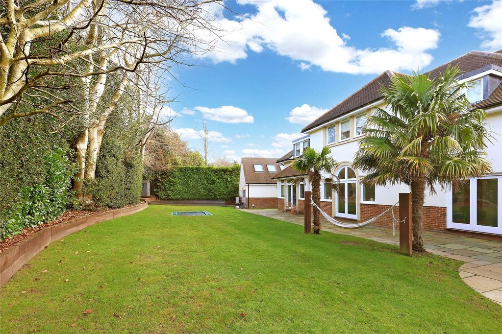 Additional image 13 of 6 bed detached house for salePenn Road, Knotty Green, Beaconsfield, Buckinghamshire HP9