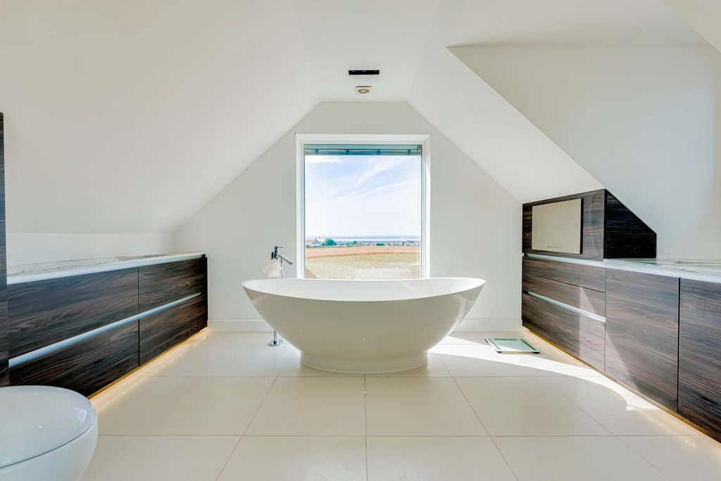 Additional image 26 of 5 bed detached house for saleHomestead Gardens, Hadleigh SS7