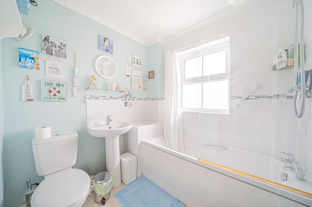Additional image 13 of Winster Avenue, Dorridge, B93