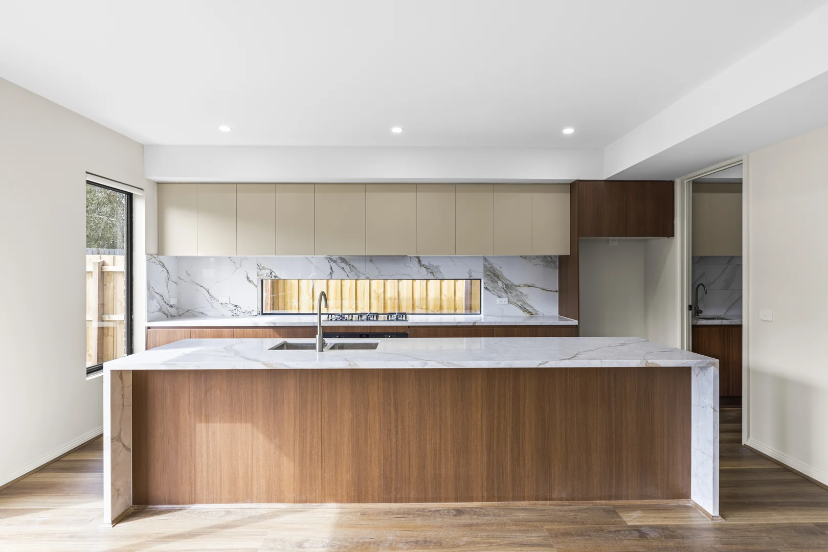 Additional image 2 of 2/11 Bennett Avenue, Mount Waverley VIC 3149