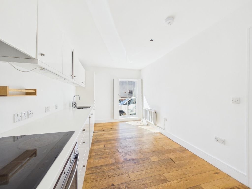 Additional image 6 of 2 bed terraced house for saleMuseum Court, Lincoln LN2