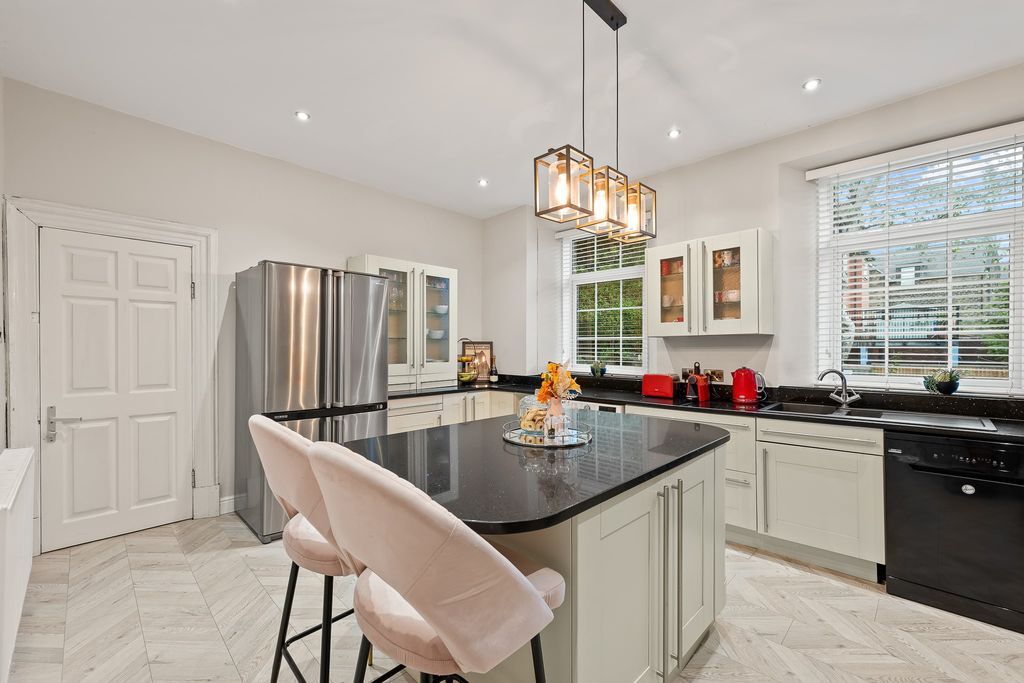 Additional image 14 of 6 bed detached house for saleDoncaster Road, Barnsley S70