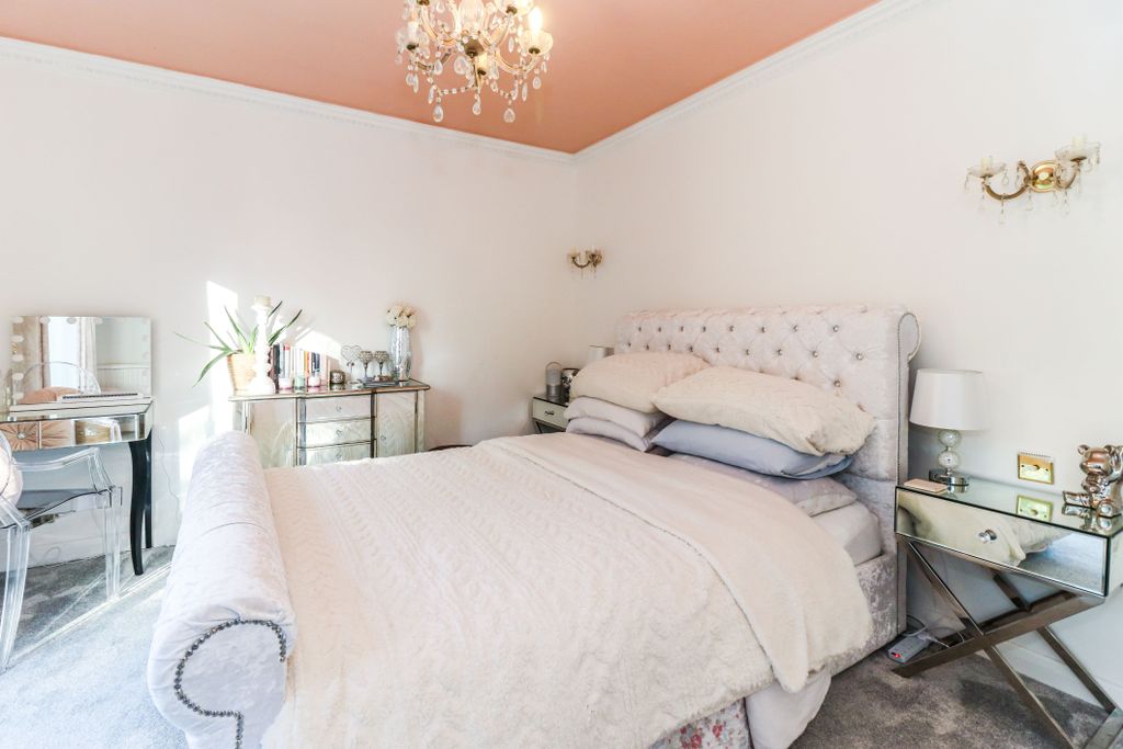 Additional image 20 of 3 bed detached house for saleGallows Hill Lane, Abbots Langley WD5