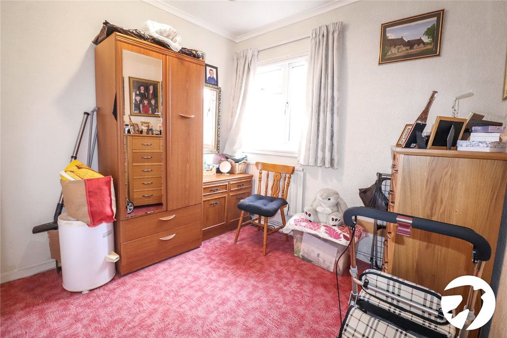Additional image 7 of 3 bed flat for saleUpper Park Road, Belvedere DA17
