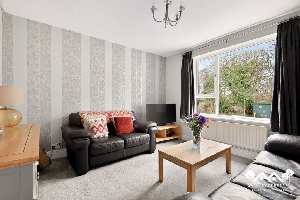 Additional image 7 of 3 bed semi-detached house for saleGrafton Avenue, Baxenden, Accrington BB5