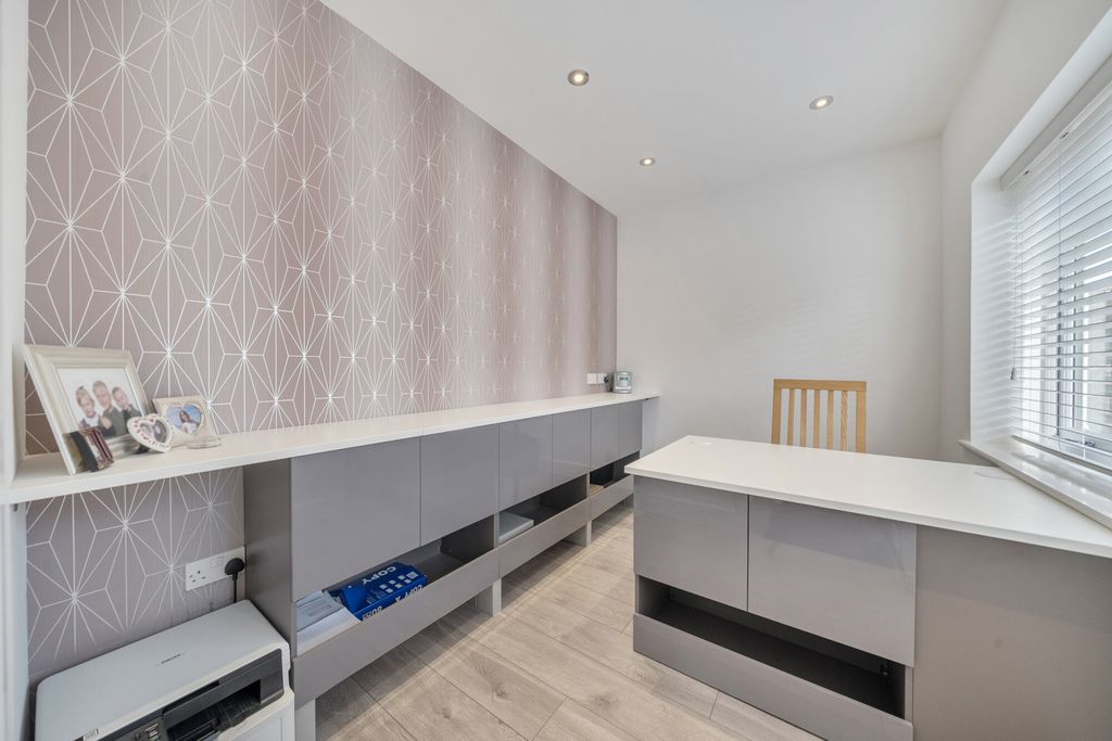 Additional image 32 of 8 bed detached house for saleFremantle Road, Belvedere DA17