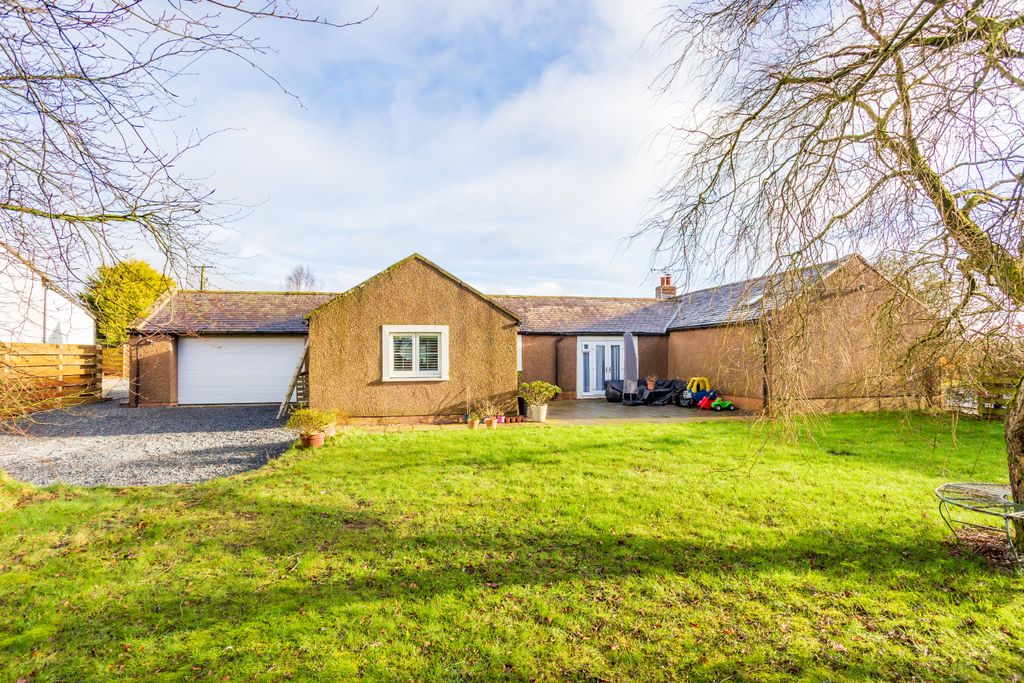 4 bed detached bungalow for saleJohnstonelees, Annan DG12