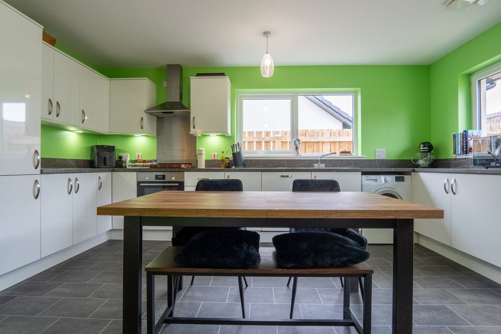 Additional image 18 of 3 bed detached bungalow for saleNewton Park, Inverness IV5