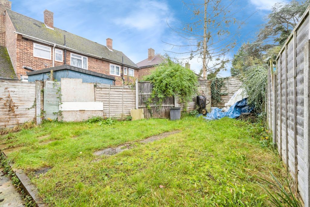 Additional image 5 of 3 bed terraced house for saleFairfield Avenue, Watford WD19