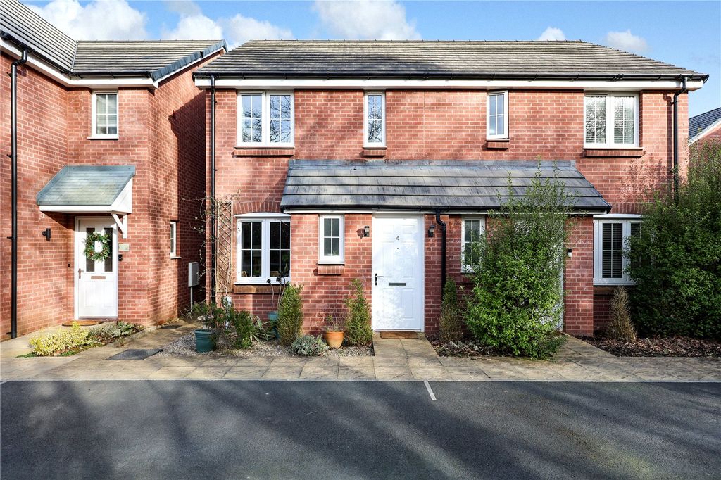 2 bed semi-detached house for saleRiverton Road, Barnstaple, Devon EX31