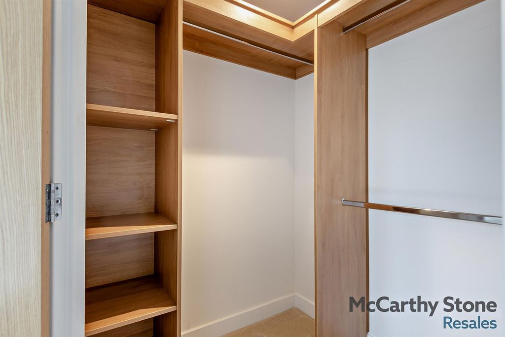 Additional image 14 of 2 bed flat for saleQueen Elizabeth Place, Orchard Lane, Alton GU34