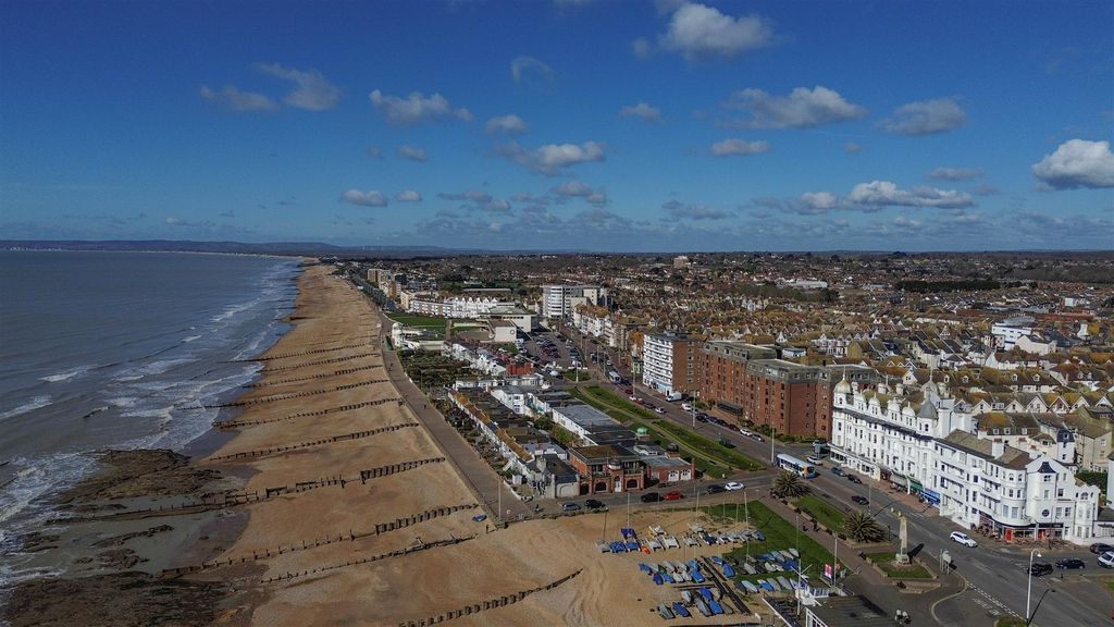 Additional image 28 of 3 bed flat for saleMarina, Bexhill-On-Sea TN40