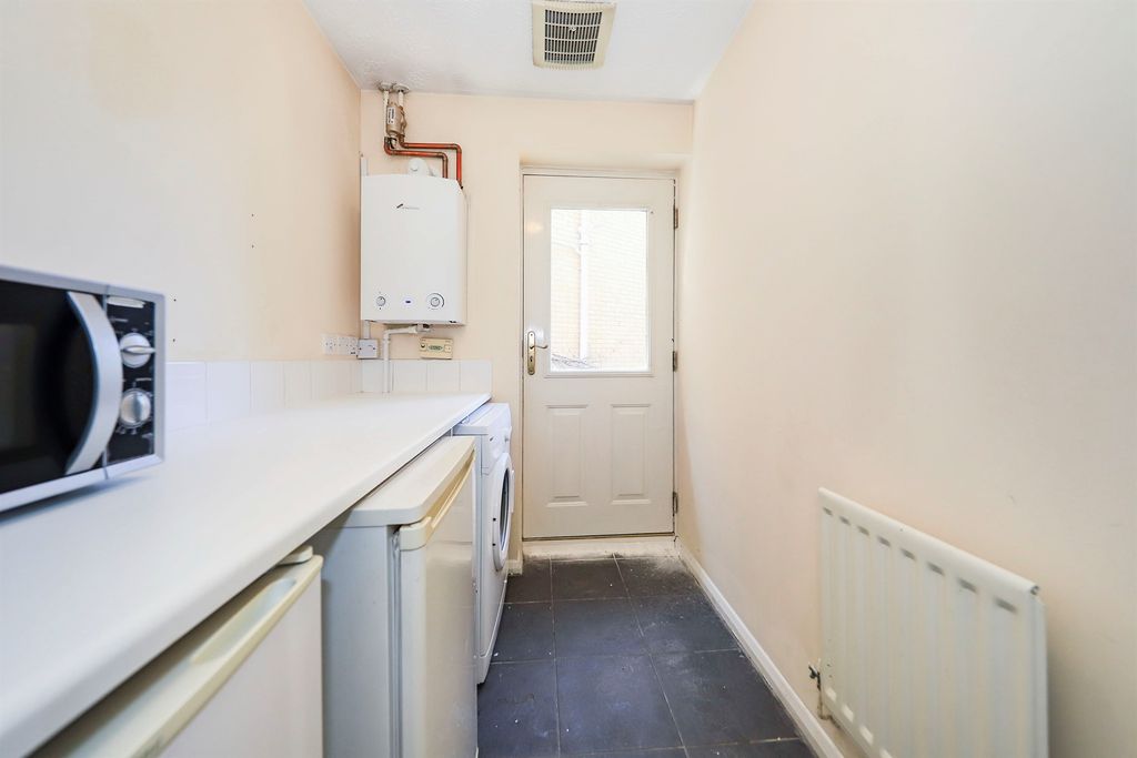 Additional image 7 of 3 bed detached house for saleConstantine Way, Bilston WV14