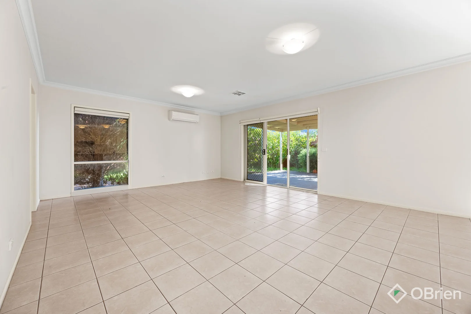 Additional image 4 of 2 Torwood Close, Narre Warren VIC 3805