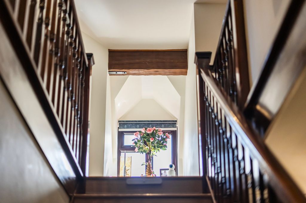 Additional image 32 of 5 bed detached house for saleVicarage Road, Reading, Berkshire RG2