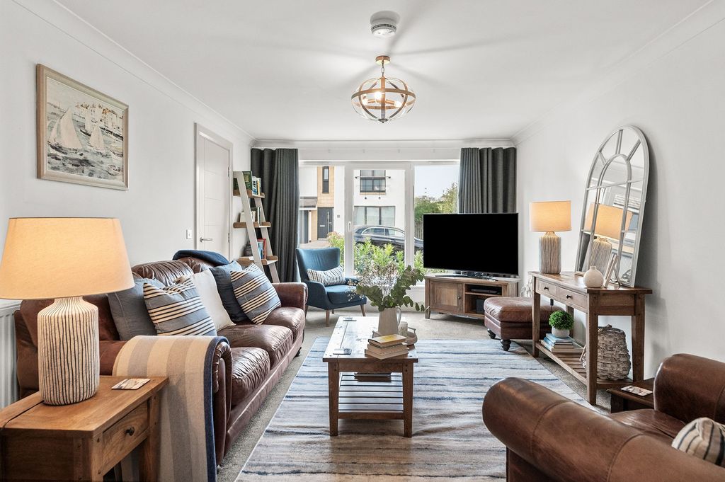 Additional image 2 of 4 bed detached house for saleAlder Place, Auchterarder PH3