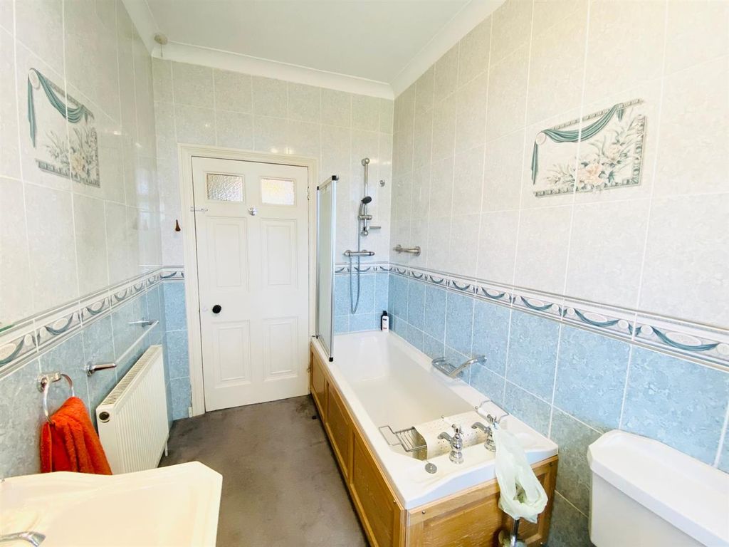 Additional image 13 of 4 bed country house for saleWesterhill House, Westerhill, Ashton-Under-Lyne OL7