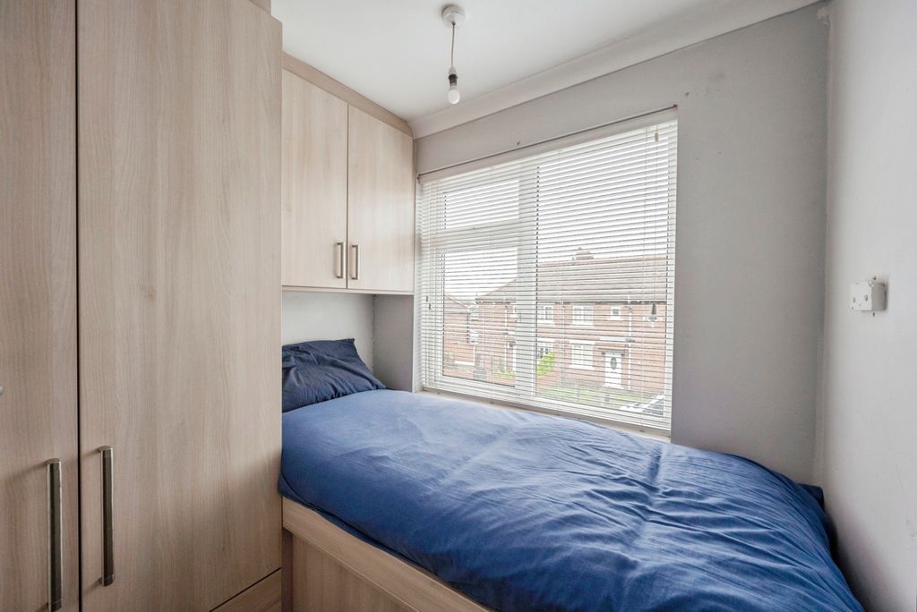Additional image 12 of 4 bed semi-detached house for saleRufford Road, Doncaster, South Yorkshire DN4
