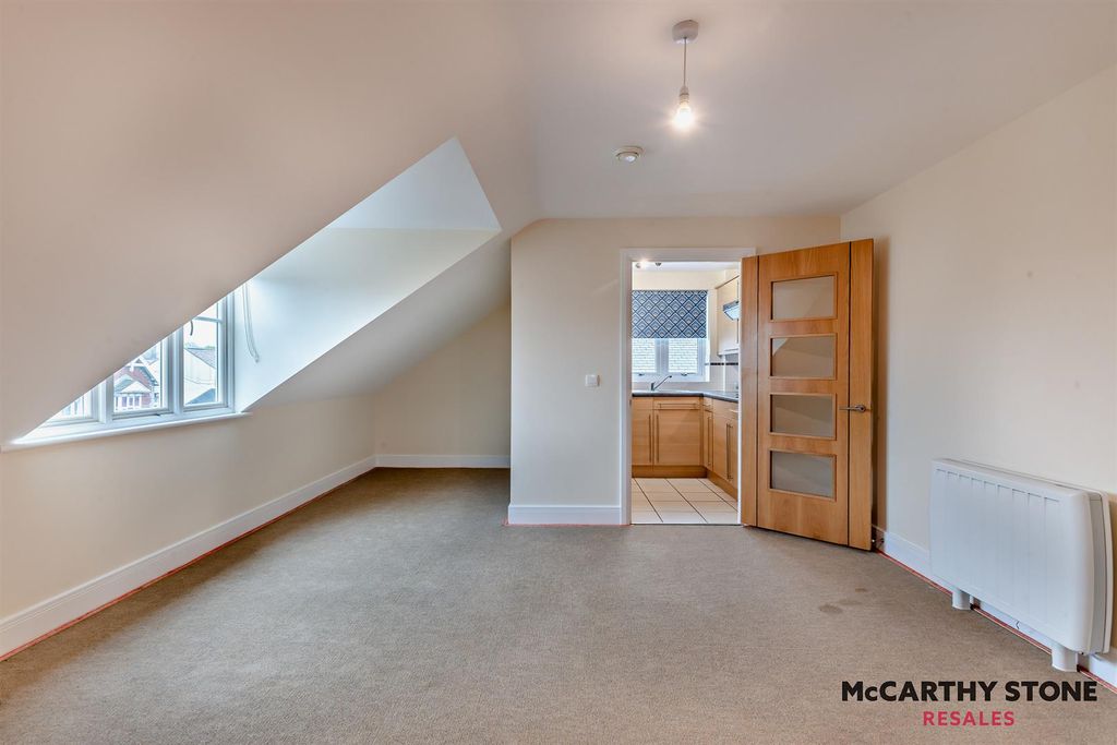 Additional image 4 of 1 bed flat for saleEdwards Court, Queens Road, Attleborough NR17