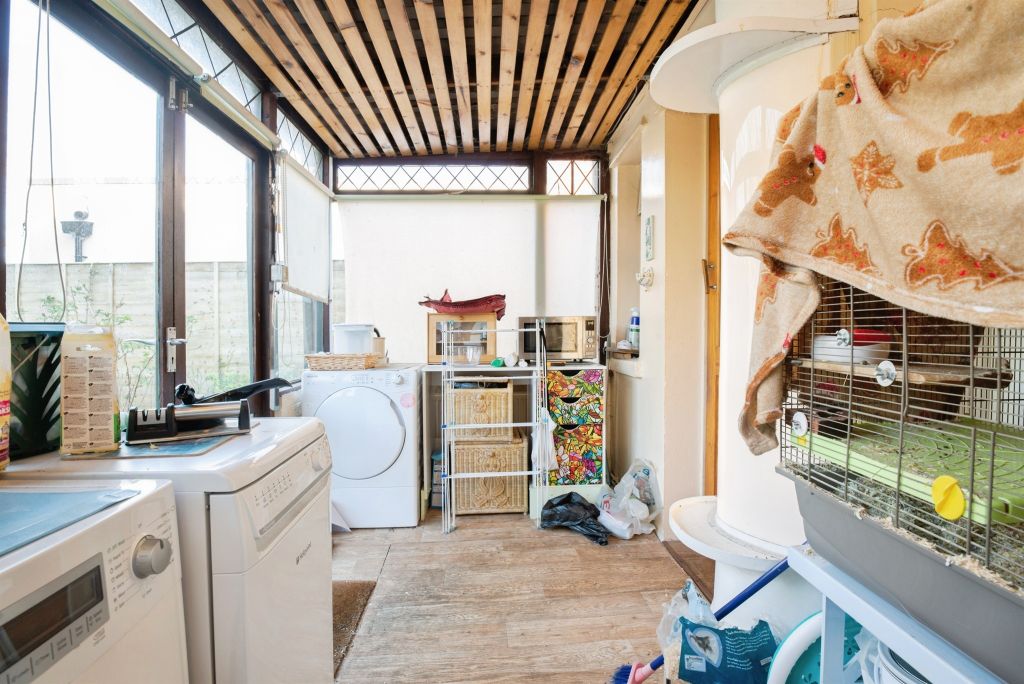 Additional image 9 of 3 bed semi-detached house for saleDownton Rise, Rumney, Cardiff CF3