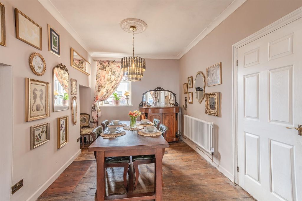 Additional image 4 of 4 bed terraced house for saleCastleland Street, Barry CF63