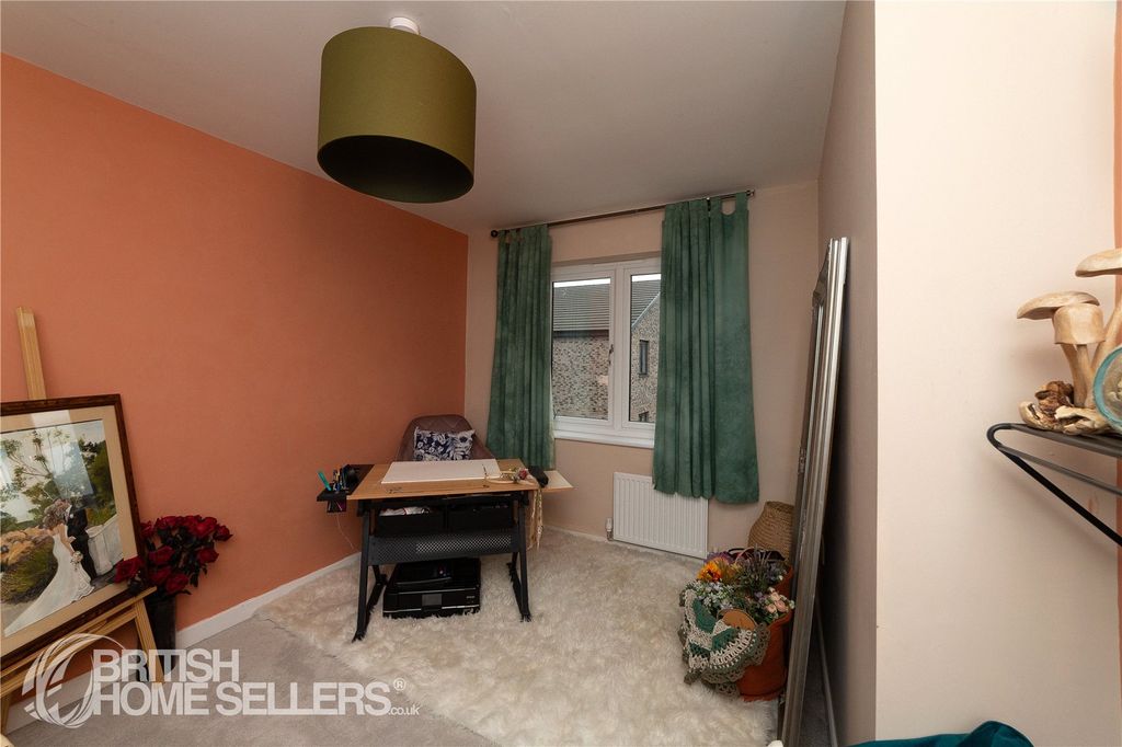 Additional image 21 of 4 bed end terrace house for saleWoodyard Avenue, Chesterfield, Derbyshire S41