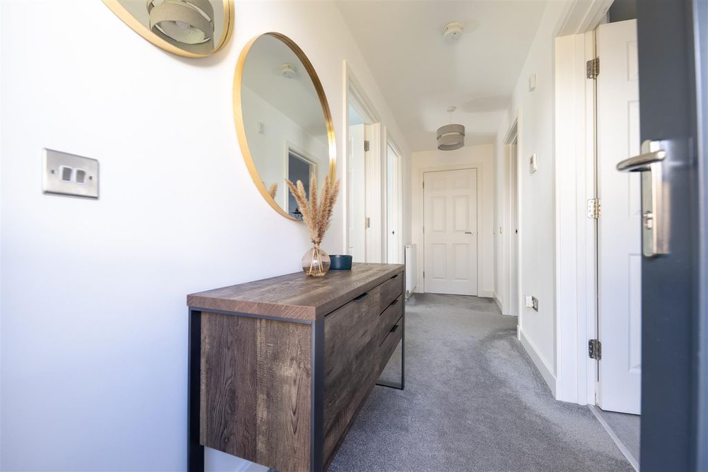 Additional image 2 of 2 bed flat for sale41 Meadow Wood Road, Inverness IV2