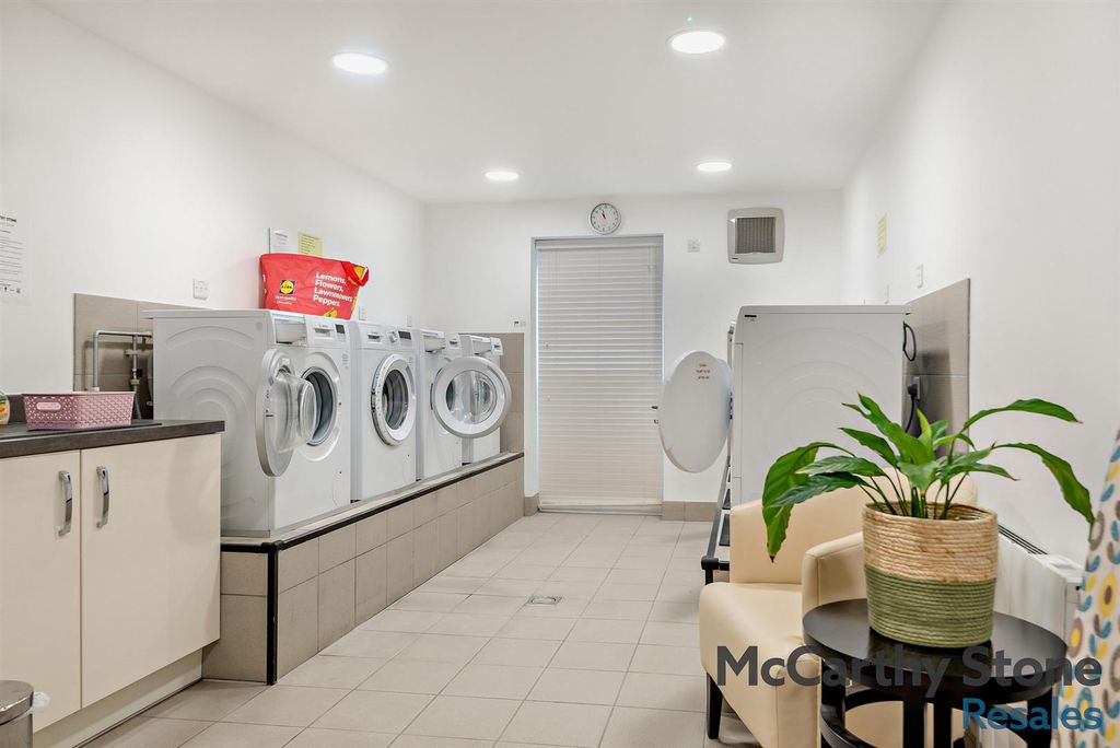 Additional image 23 of 1 bed flat for saleWayfarer Place, The Dean, Alresford SO24